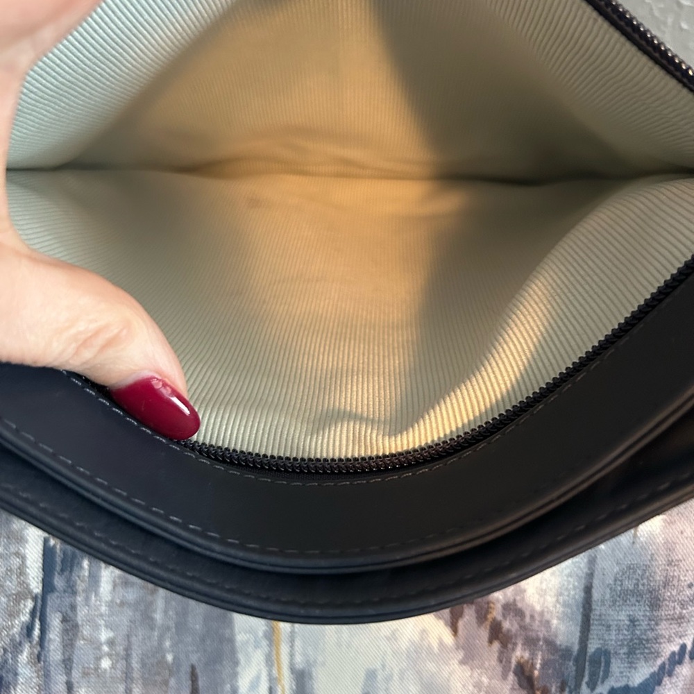 RADLEY LONDON Navy Leather Crossbody Bag - Picture 4 of 6